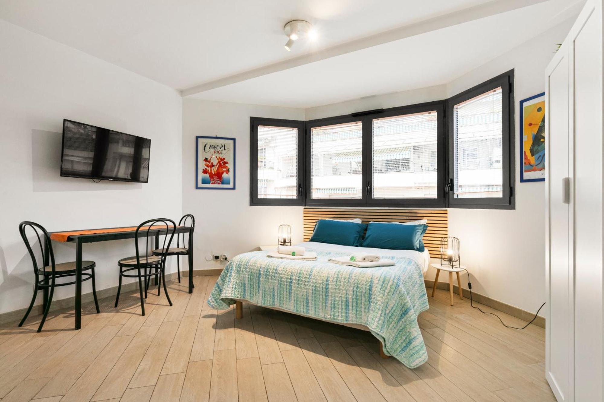 Les Oranges Five Stars Holidayhouse นีซ ภายนอก รูปภาพ