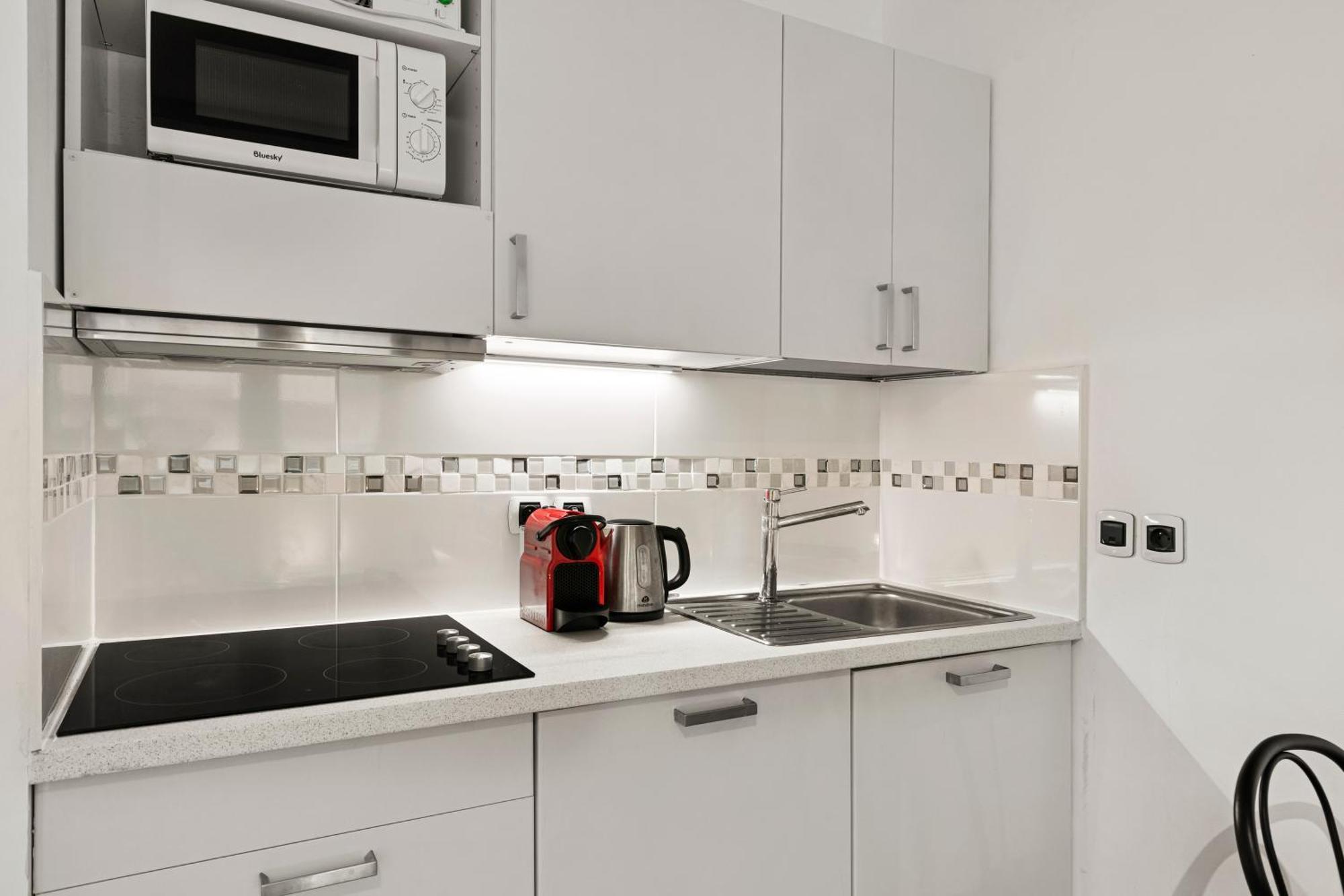 Les Oranges Five Stars Holidayhouse นีซ ภายนอก รูปภาพ